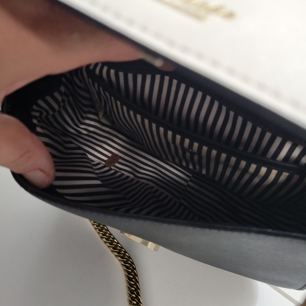 Real Leather White& Navy Kate Spade Purse -gold link strap - Picture 5 of 6